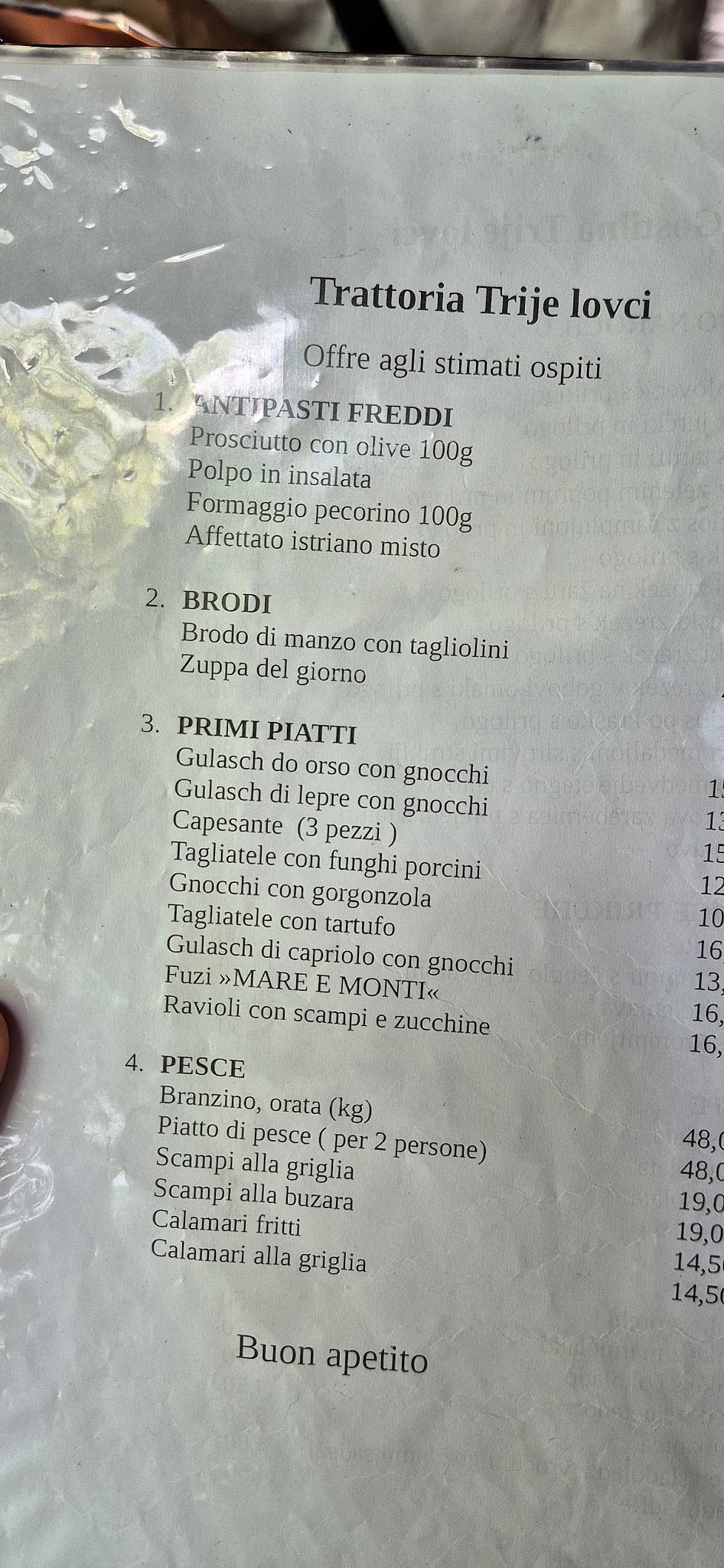 Menu di Trije lovci 