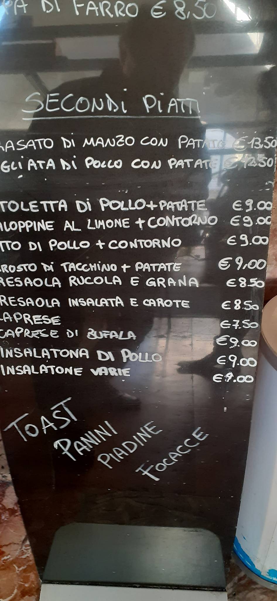 Menu di Bar Haiti 