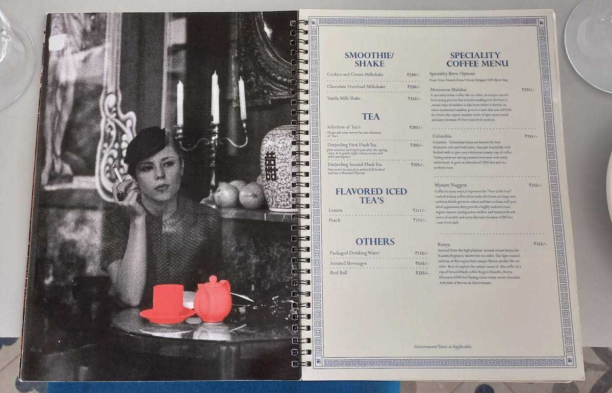 La Artisan Bistro menu