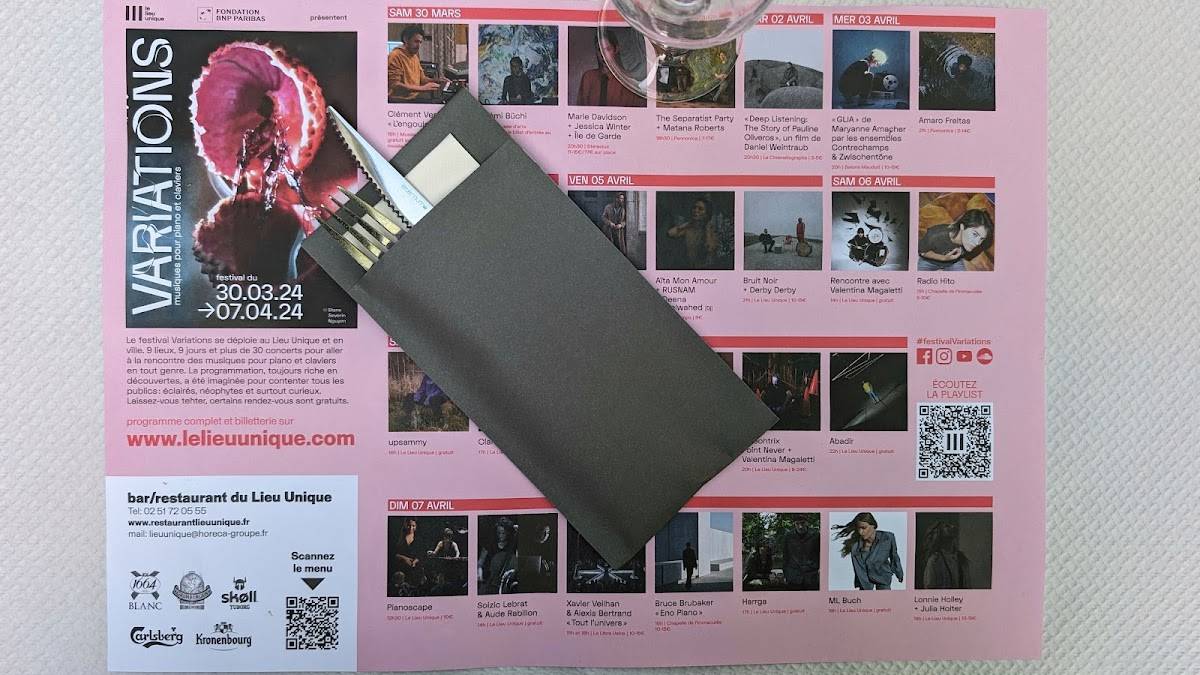 Menu de Le Lieu Unique Restaurant