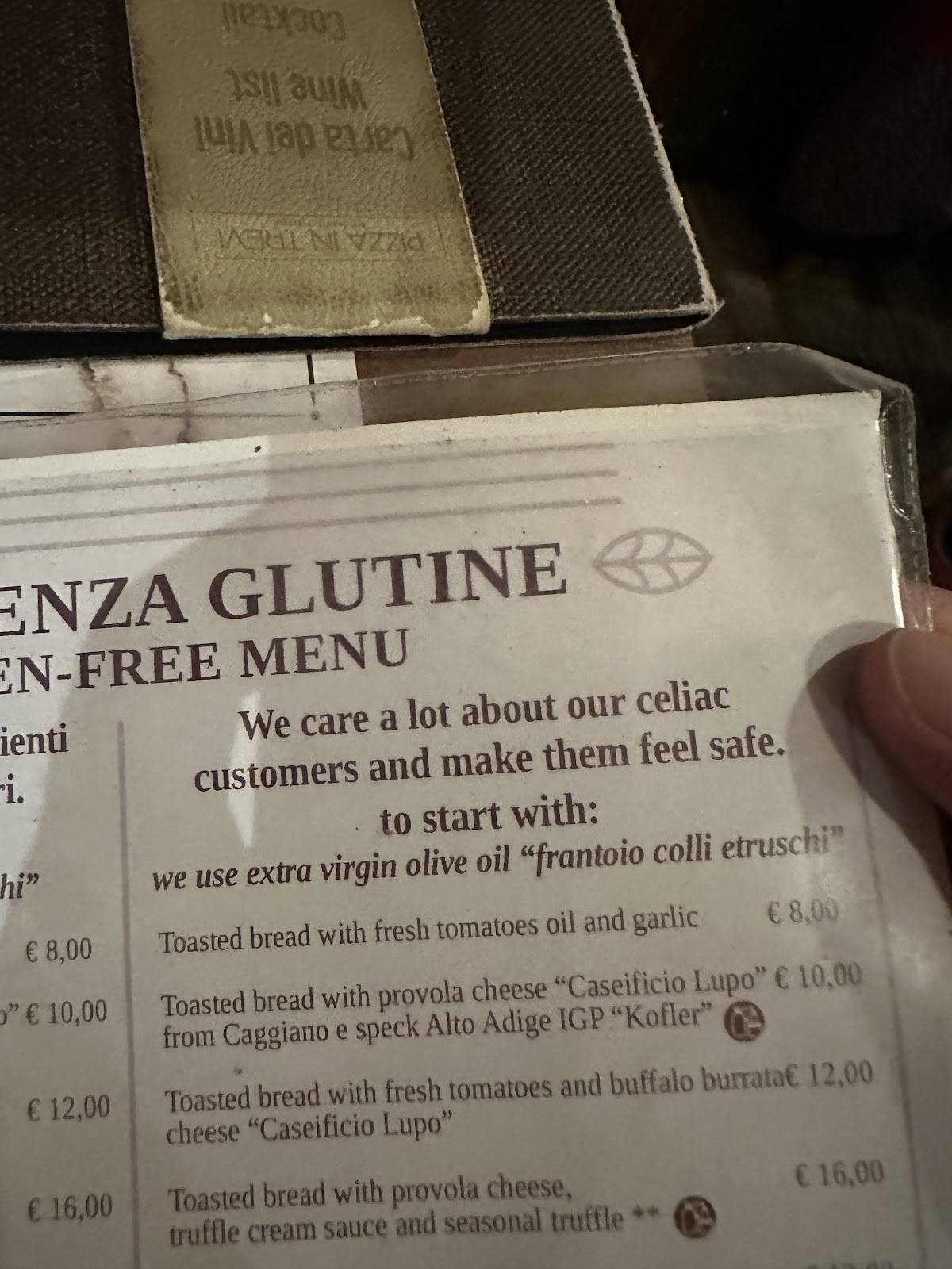 Menu de Pizza in Trevi - Fontana di Trevi