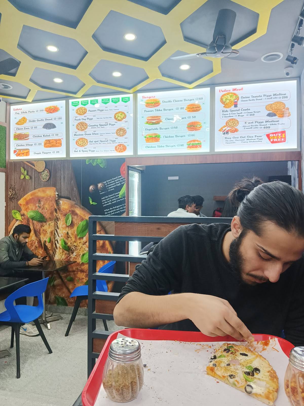 Pizza King's menu