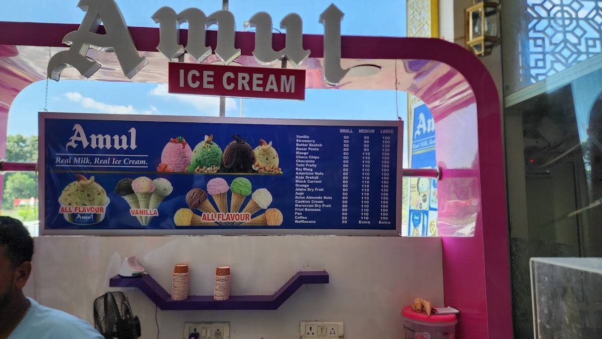 Shiva Dhaba Mama Yadav Athsaini, Hapur menu