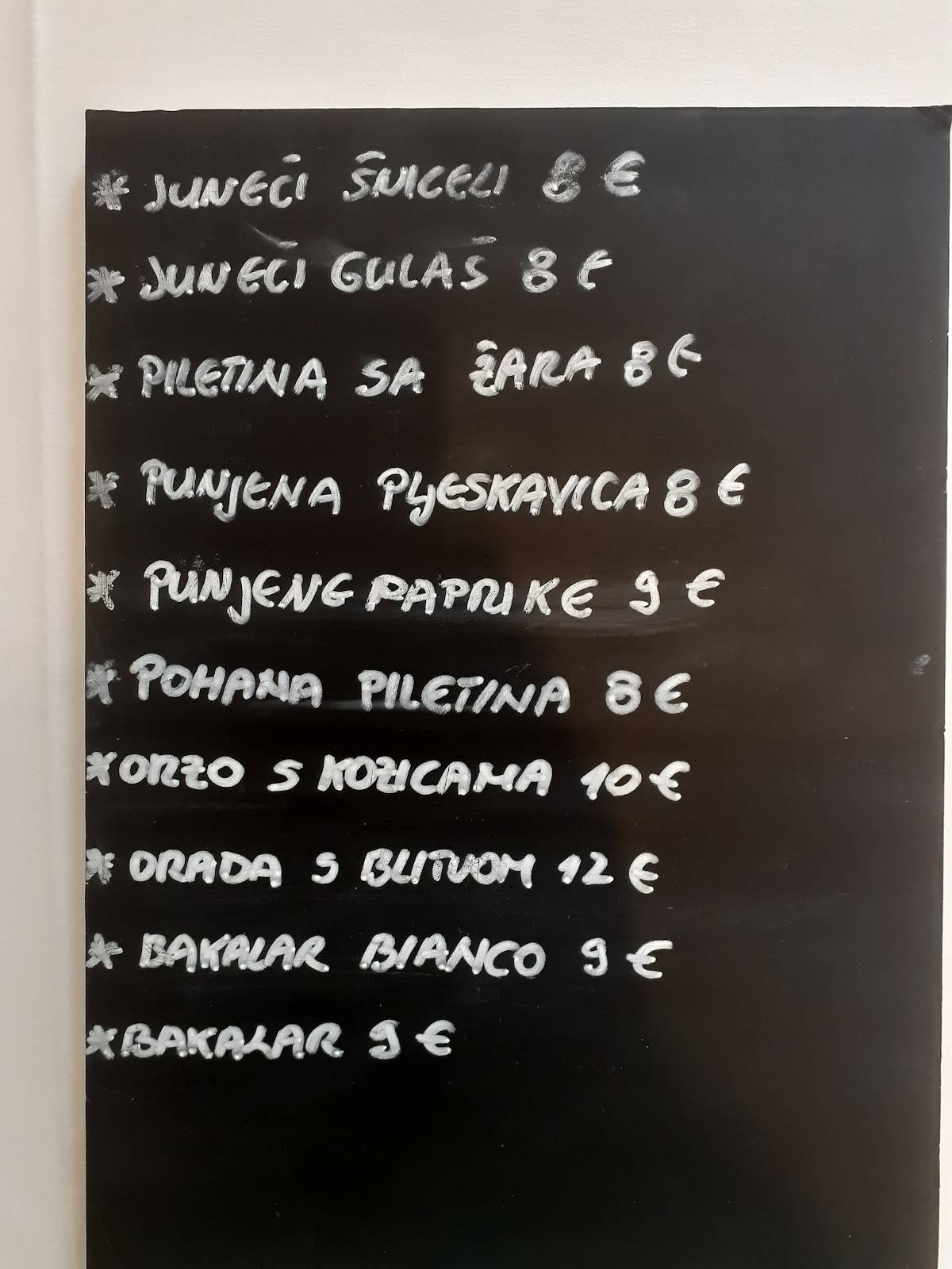 Menu di Restoran Rogač 