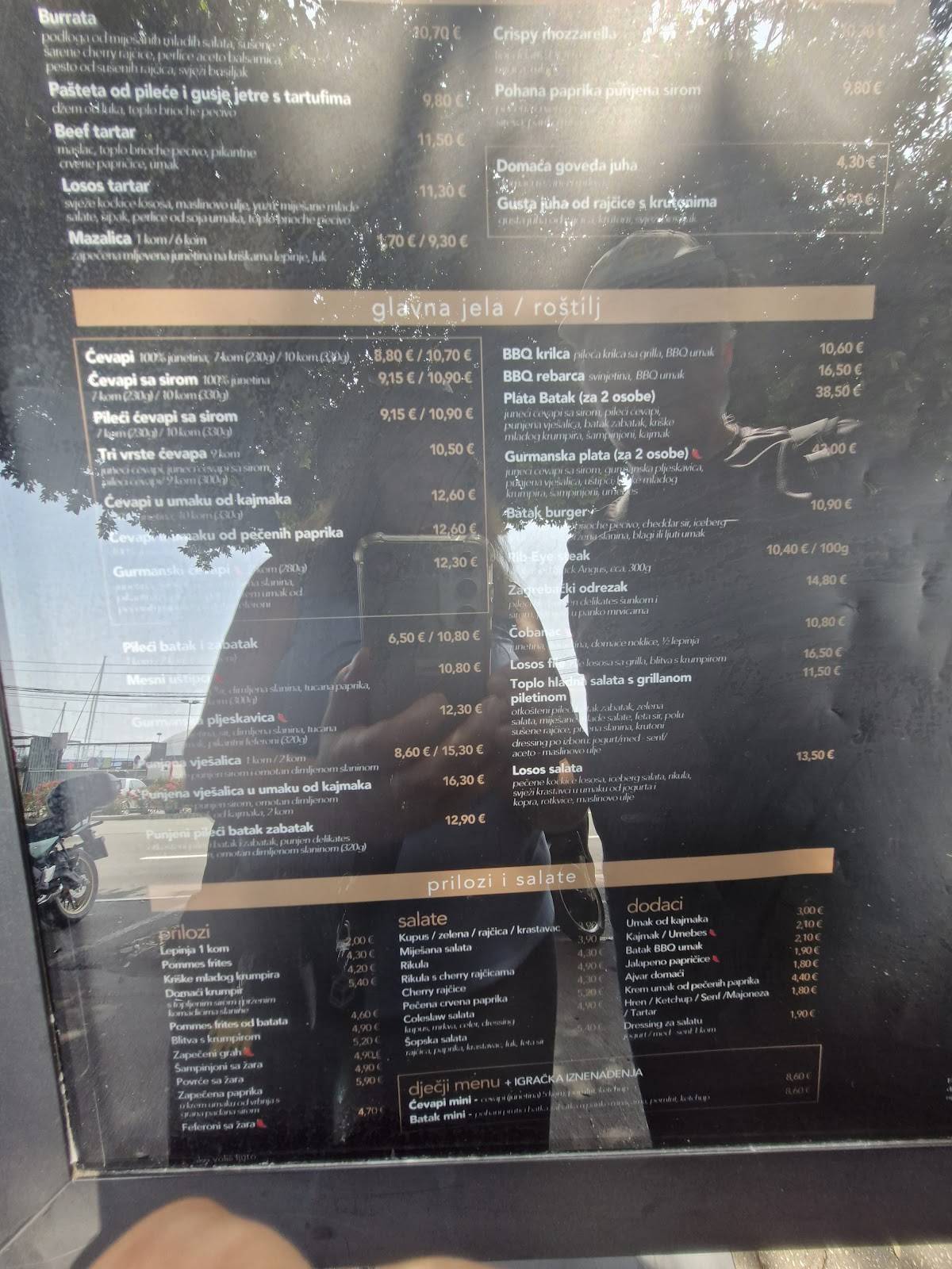 Menu di Batak Rijeka 
