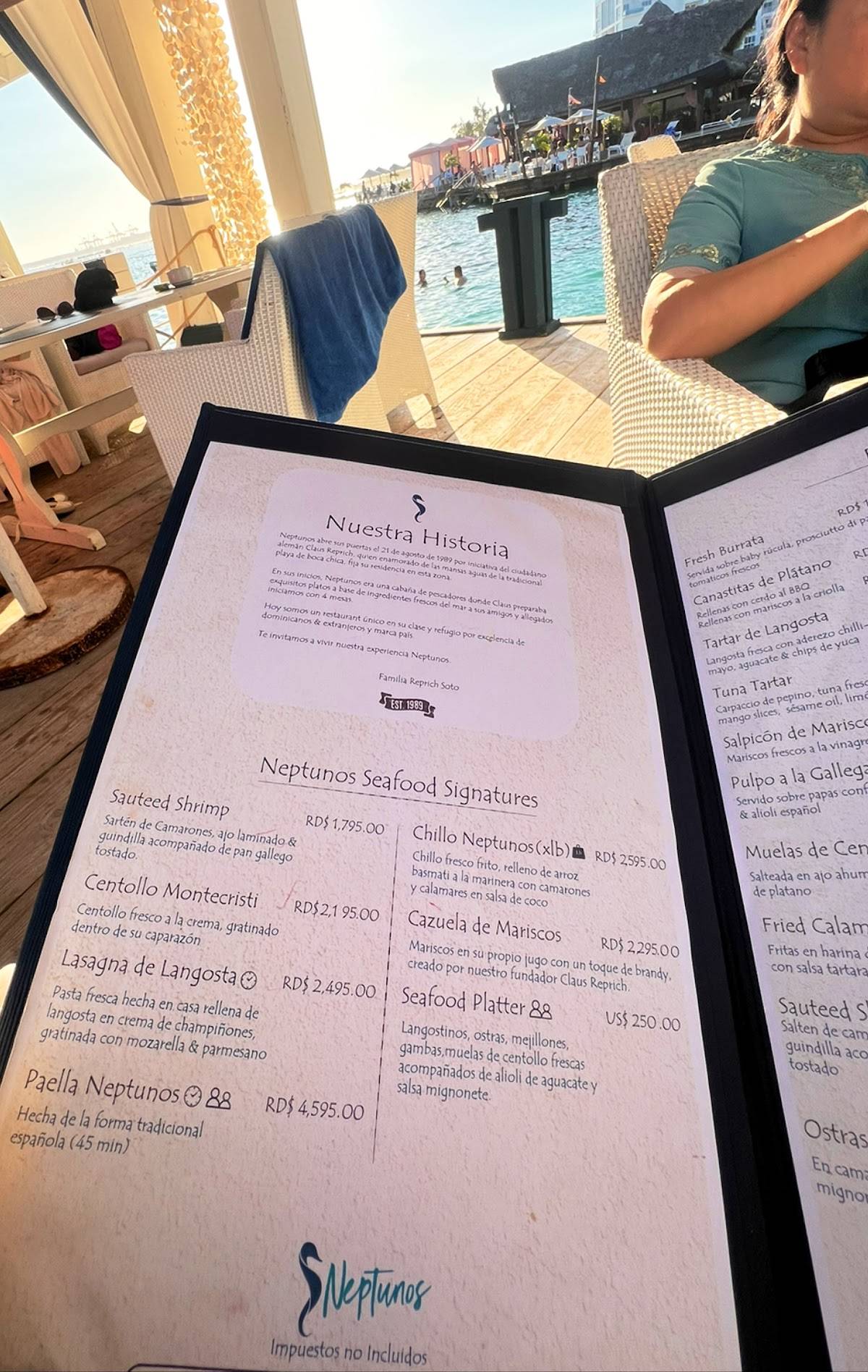 Menu at Neptuno's Club Restaurant, Boca Chica