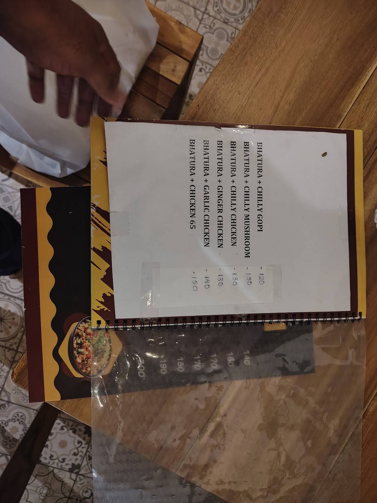 Che Live Shack menu