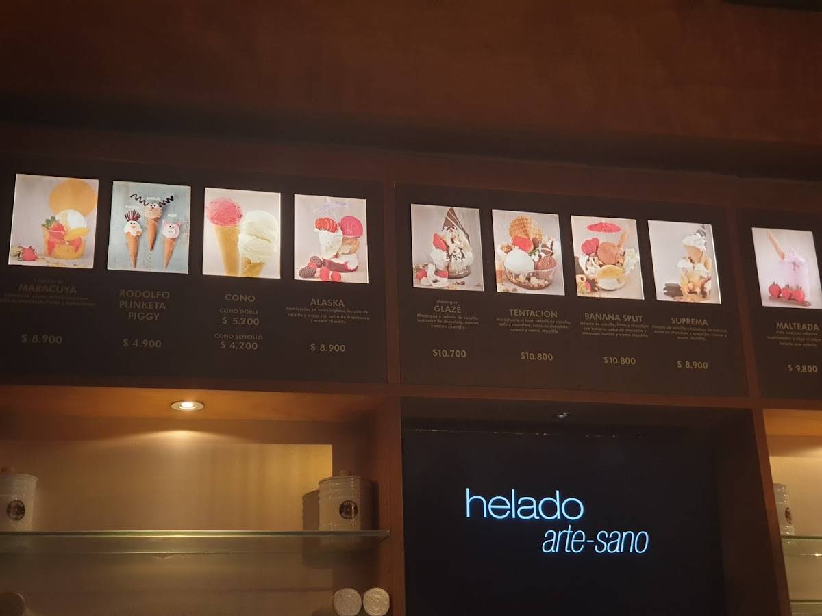 Menu at Crepes & Waffles Cedritos restaurant, Bogotá, Av. Cra 19 138 17