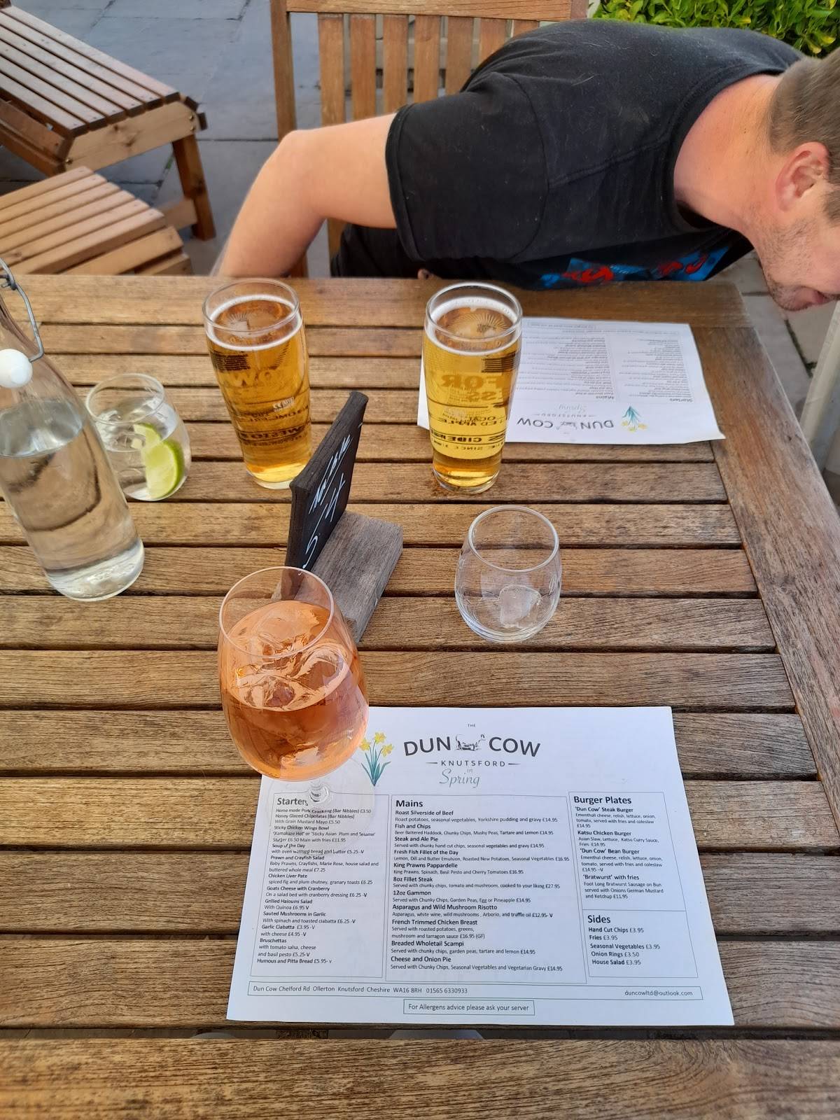 Menu at Dun Cow pub & bar, Ollerton, Chelford Rd