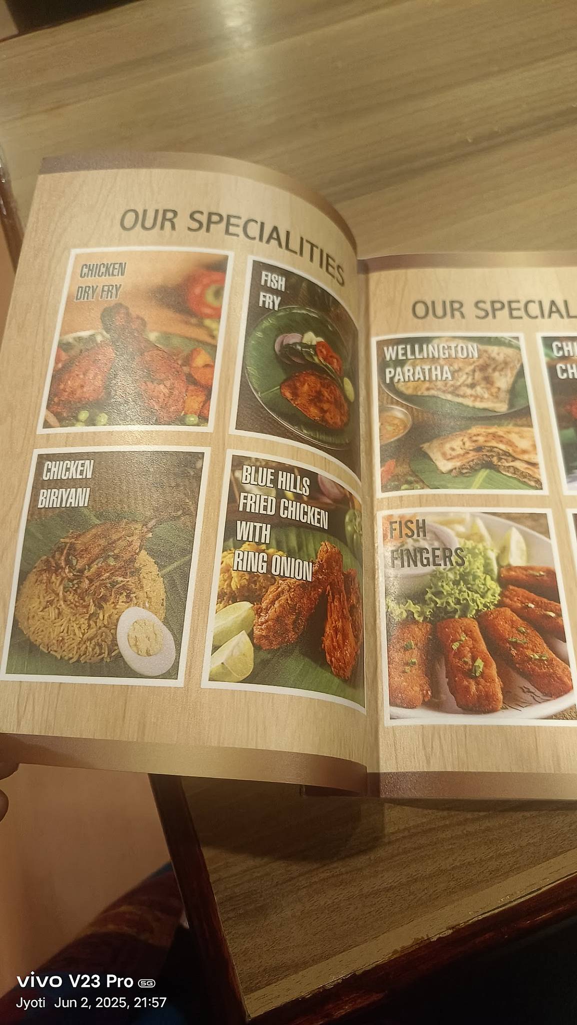 Hotel Blue Hills menu