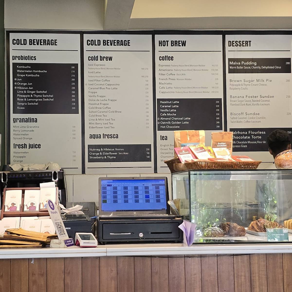 Pandhal Cafè & Deli Kadavanthra menu