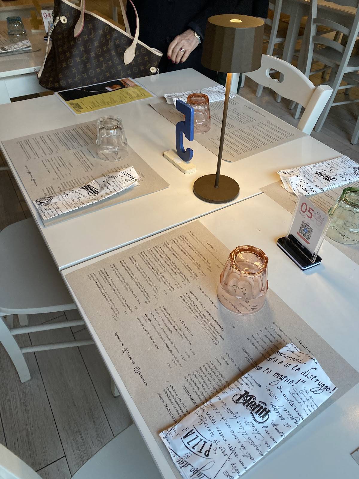 Menu di Pizzeria Lievito 24 