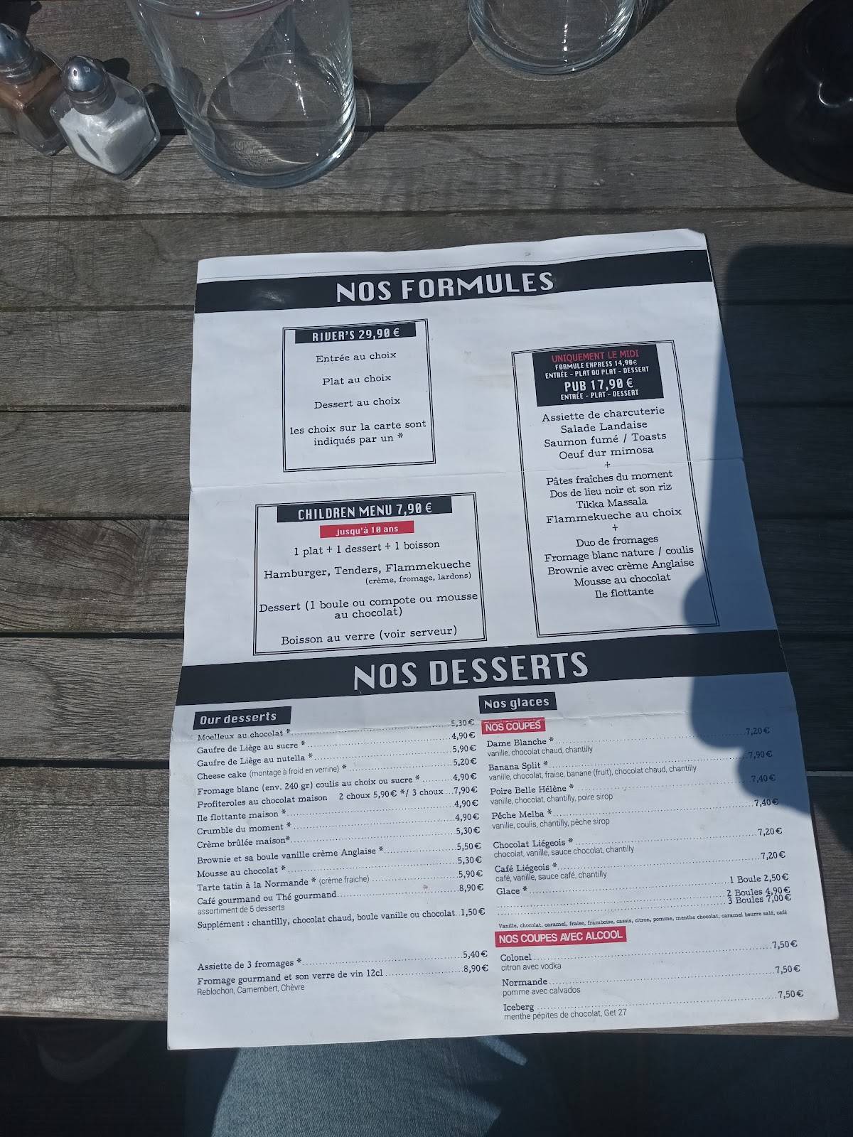 Menu de River's PUB