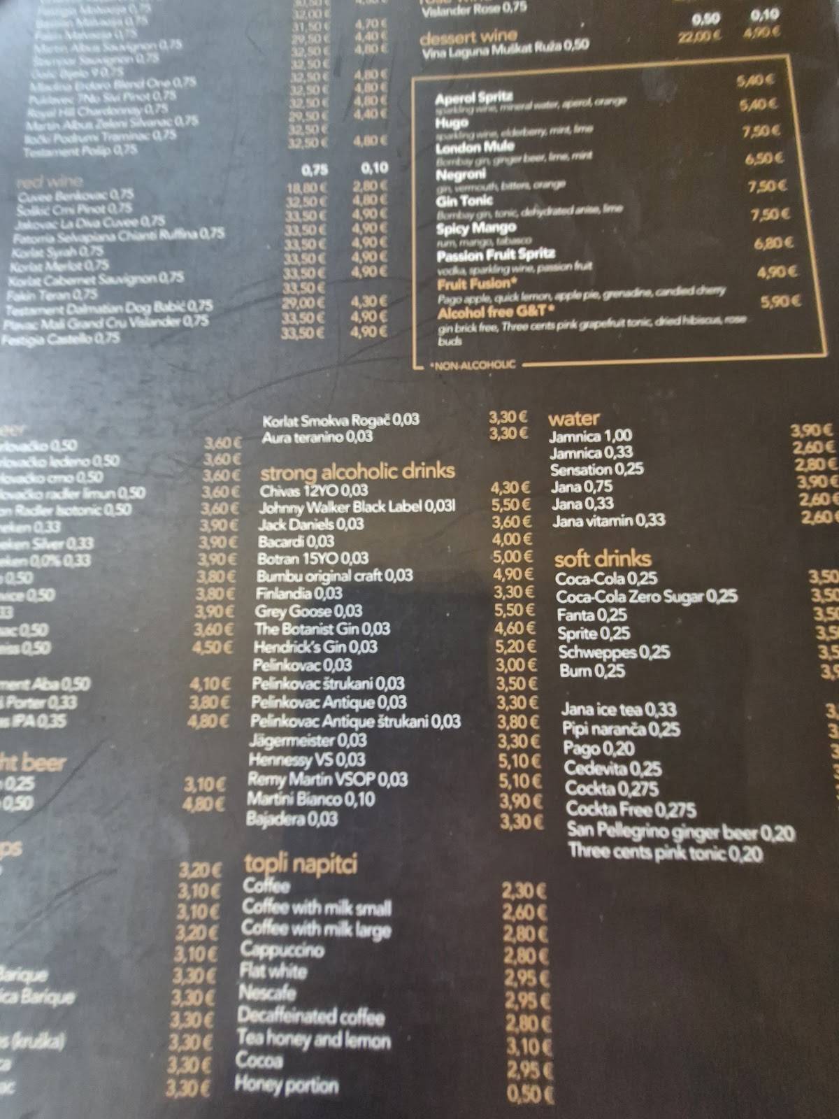 Menu di Batak Rijeka 