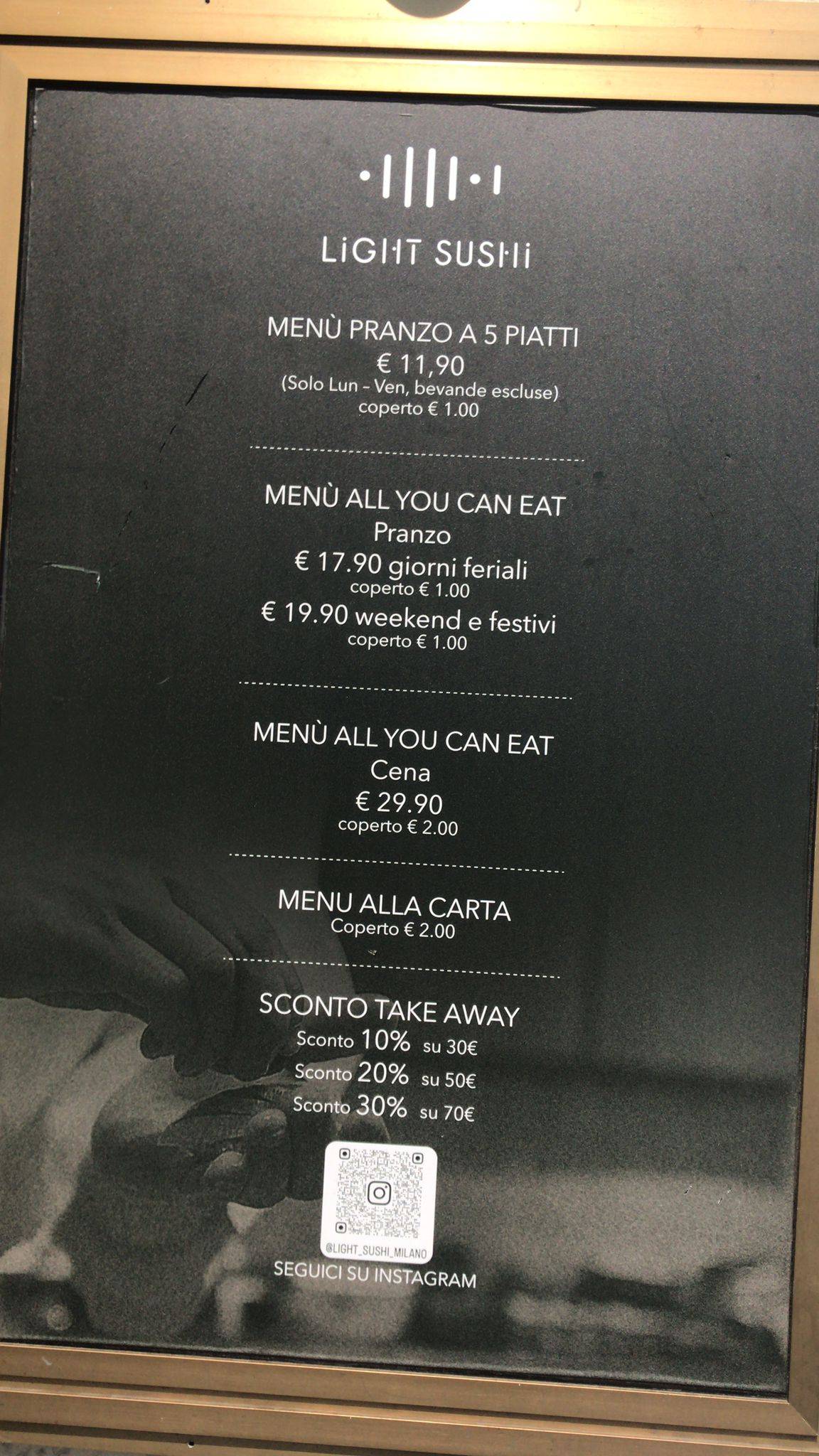 Menu di Light Sushi Restaurant 