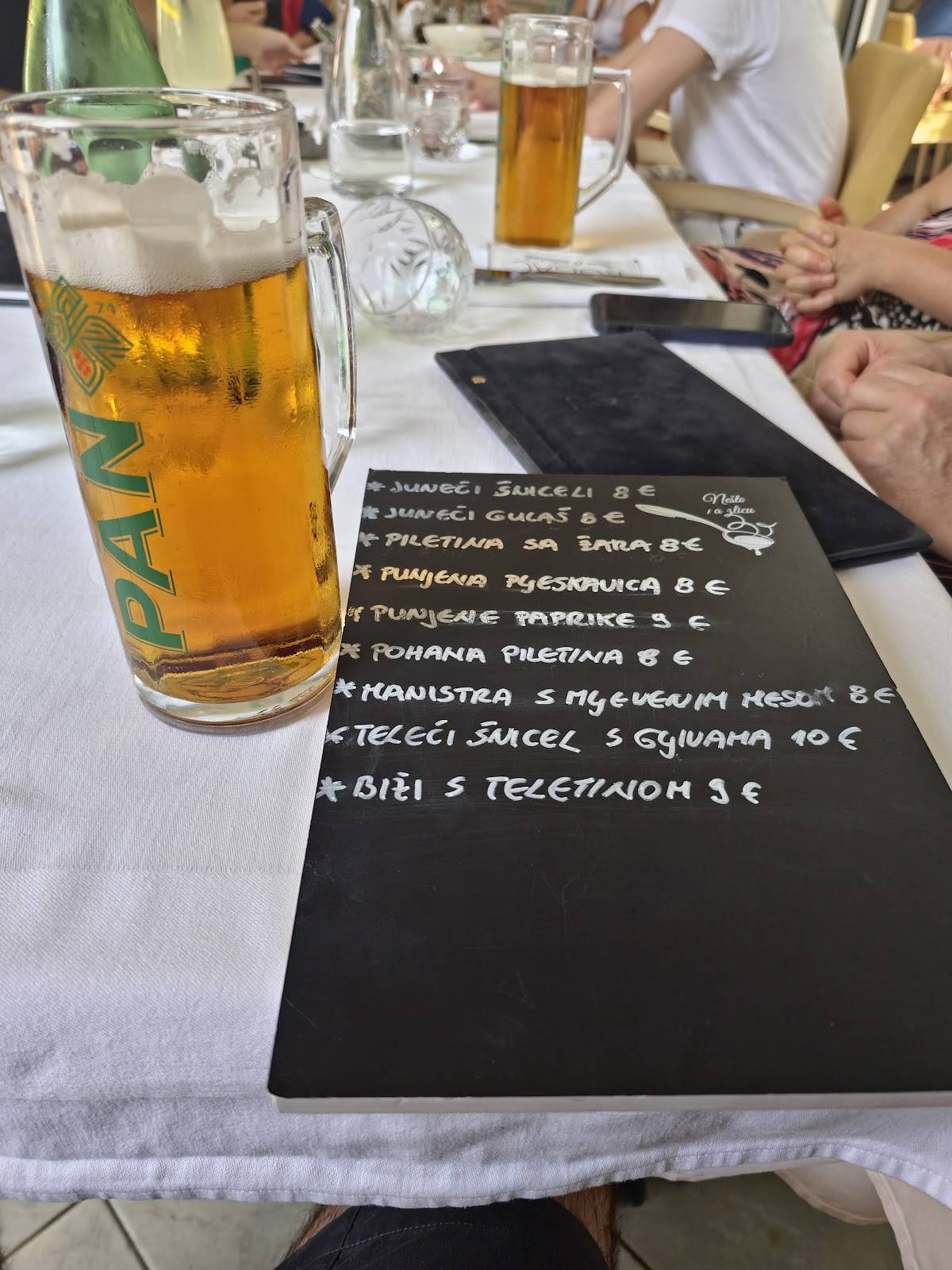 Menu di Restoran Rogač 