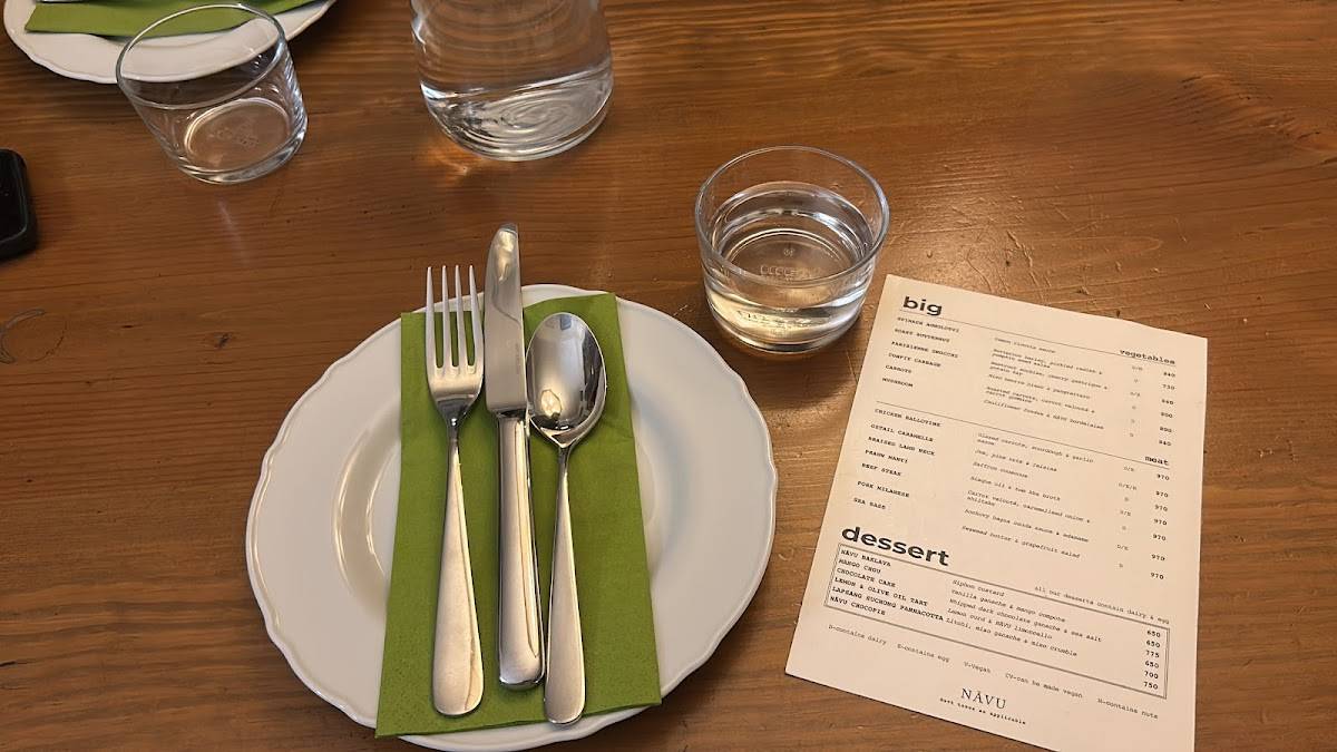 Nāvu Kitchen menu