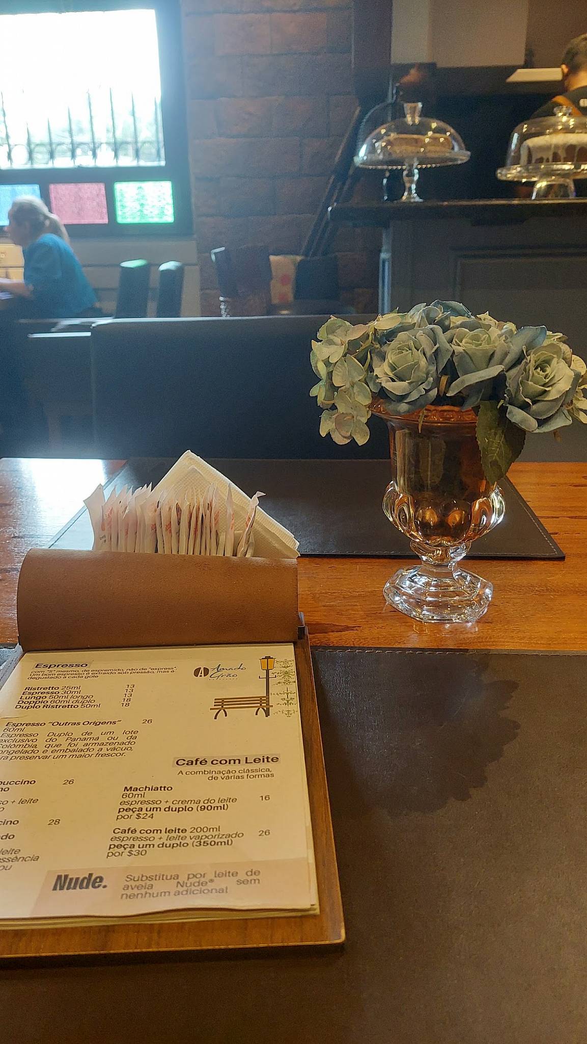 Amado grão cafeteria cardápio