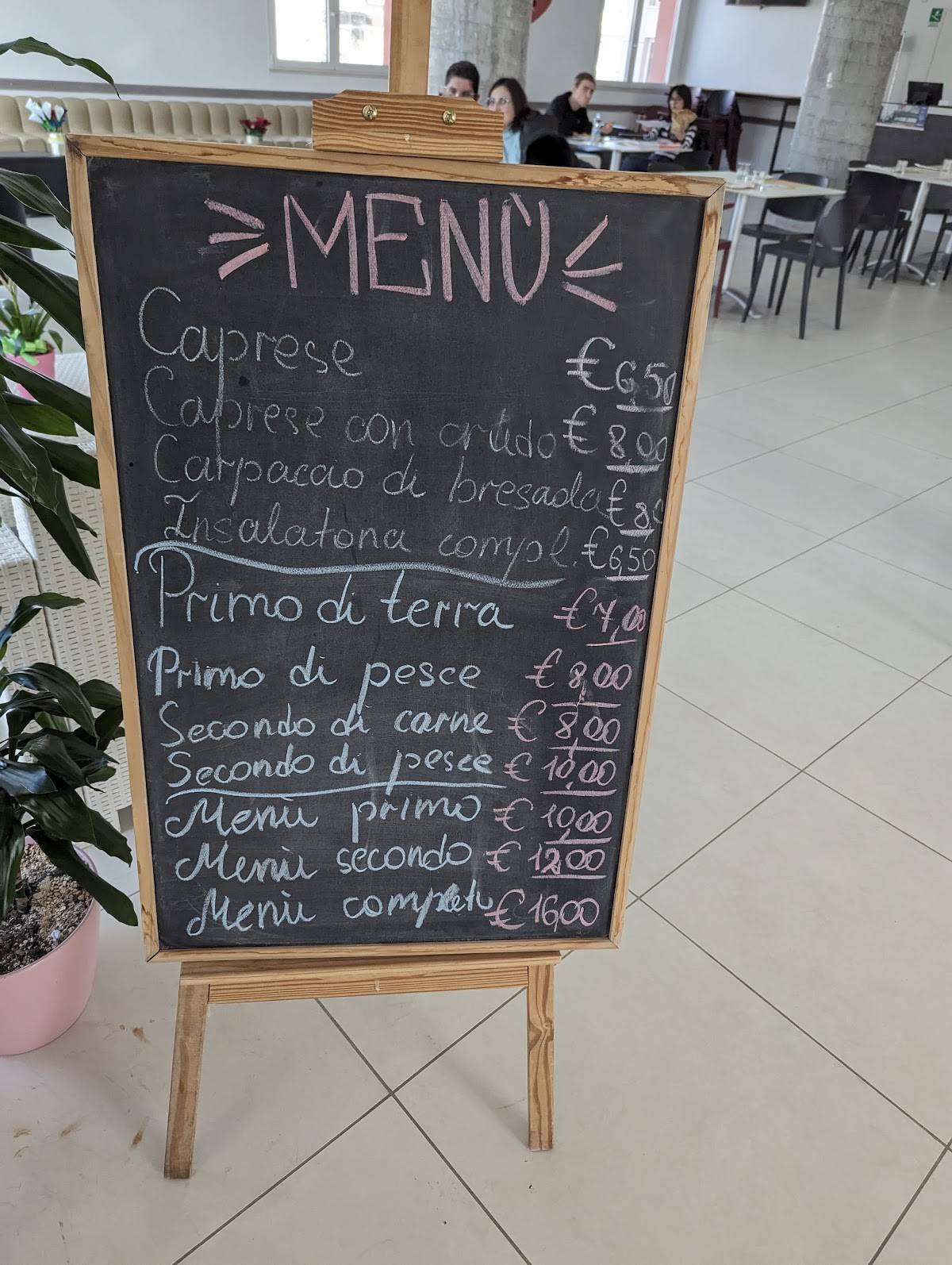 Menu di Cubo Restaurant Cafè 