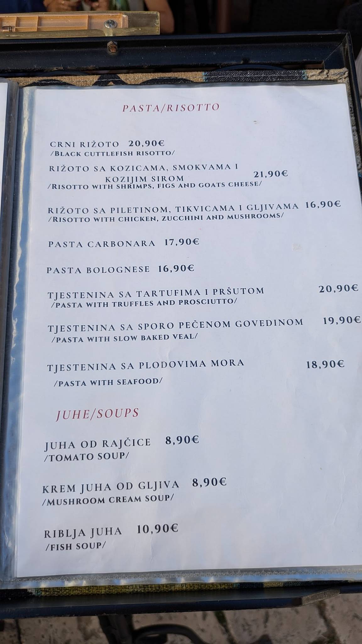 Menu di Amoret 