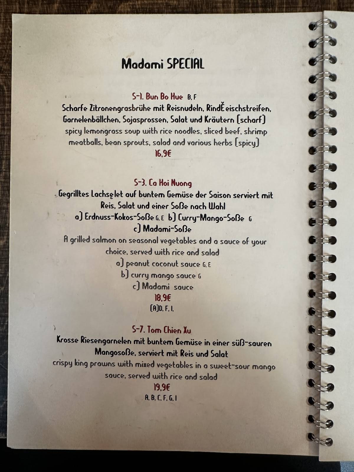 Menu de Madami - Mom's Viet Kitchen