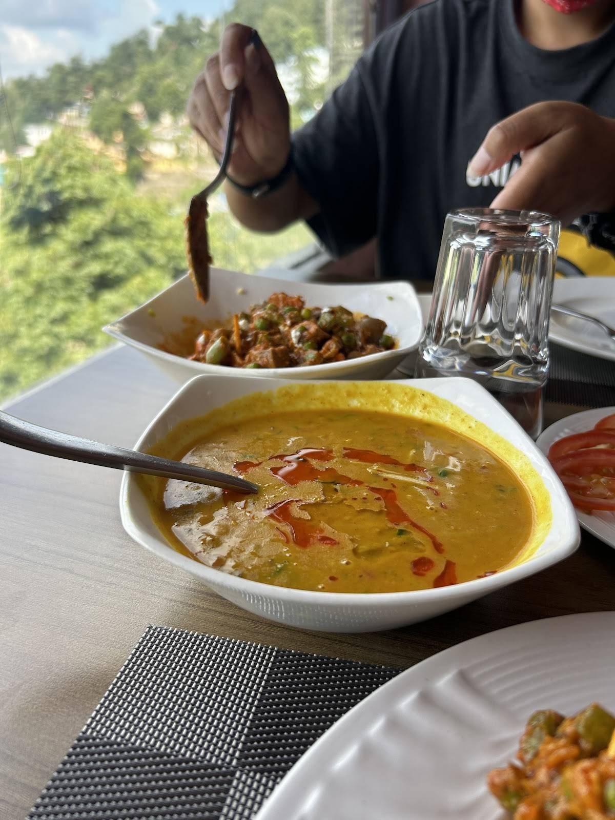 Moti Mahal Delux menu