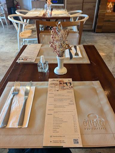 Olivia Mediterrâneo cardápio