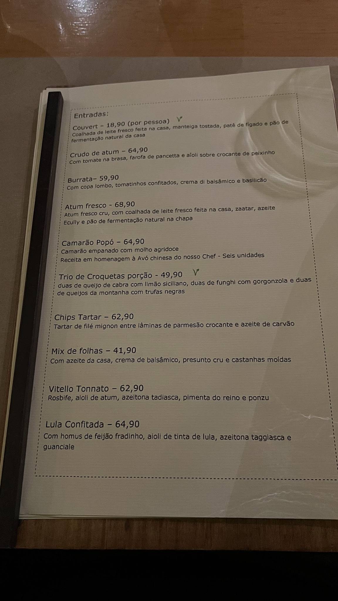 Ecully Gastronomia cardápio