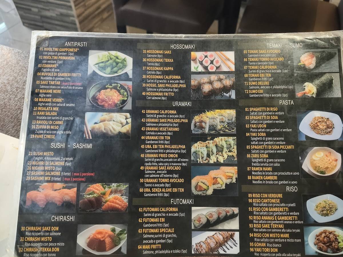 Menu di Sakura Japanese Restaurant 