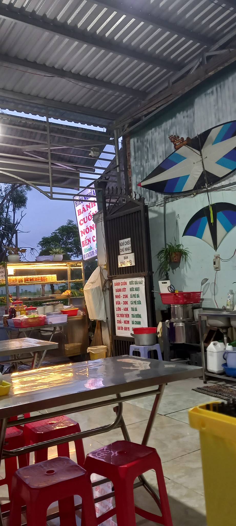 Menu at Bánh cuốn nóng Hiếu Nghĩa quán ăn sáng _chiều cho mọi người ...