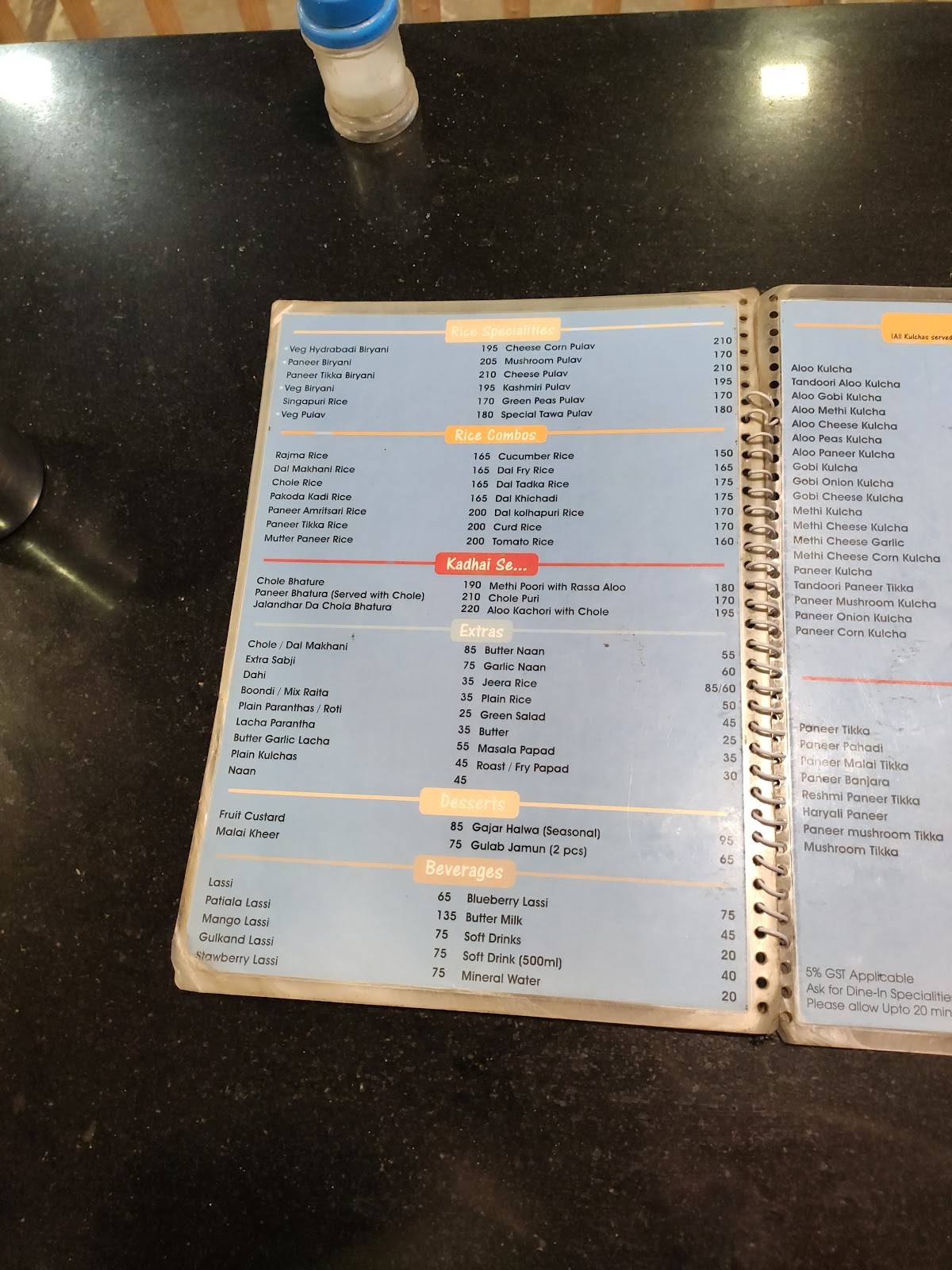 Chaitanya Parantha's menu
