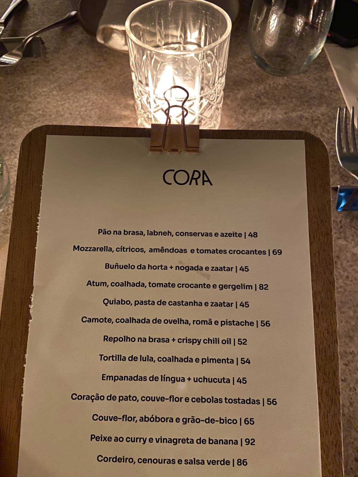 Cora cardápio
