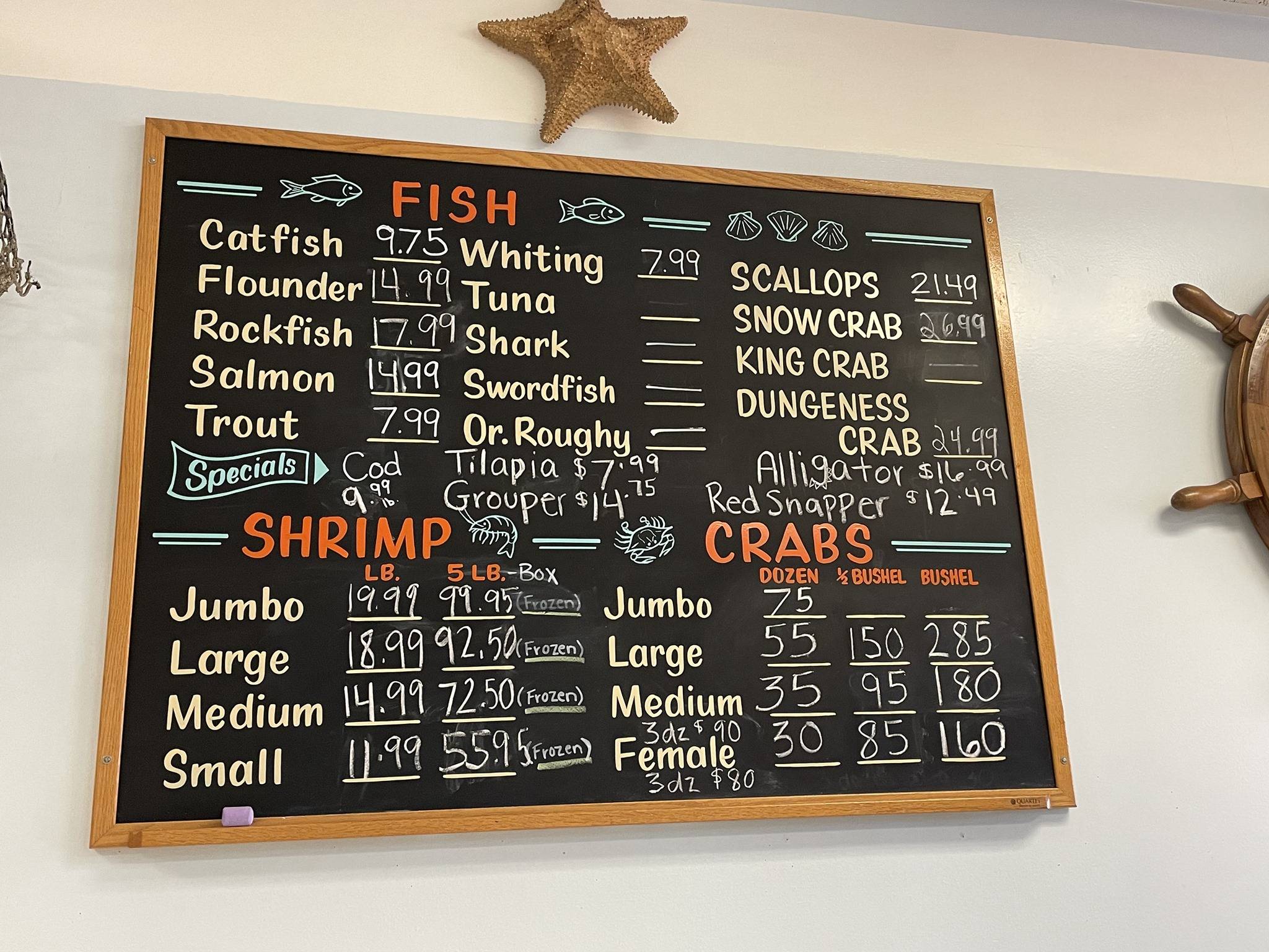 Menu at Crabknockers Seafood restaurant, Leonardtown