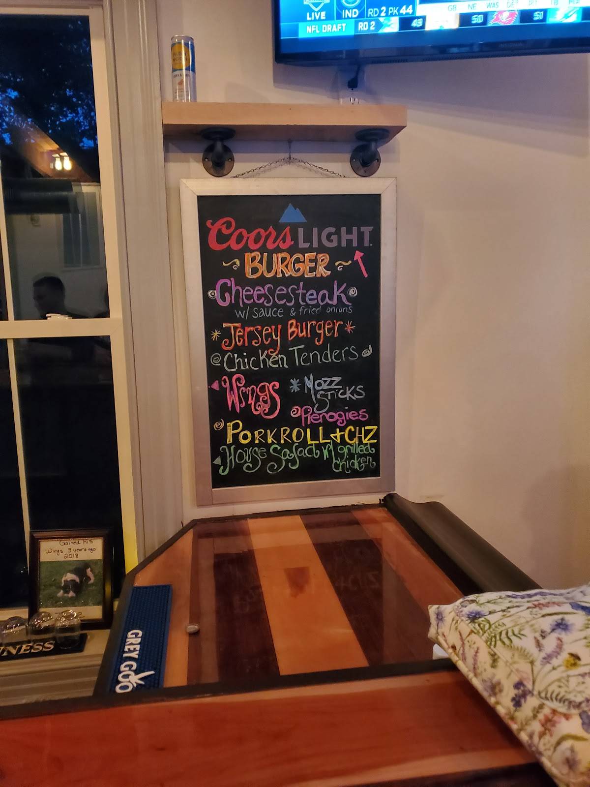Menu at Hootz pub & bar, Pohatcong