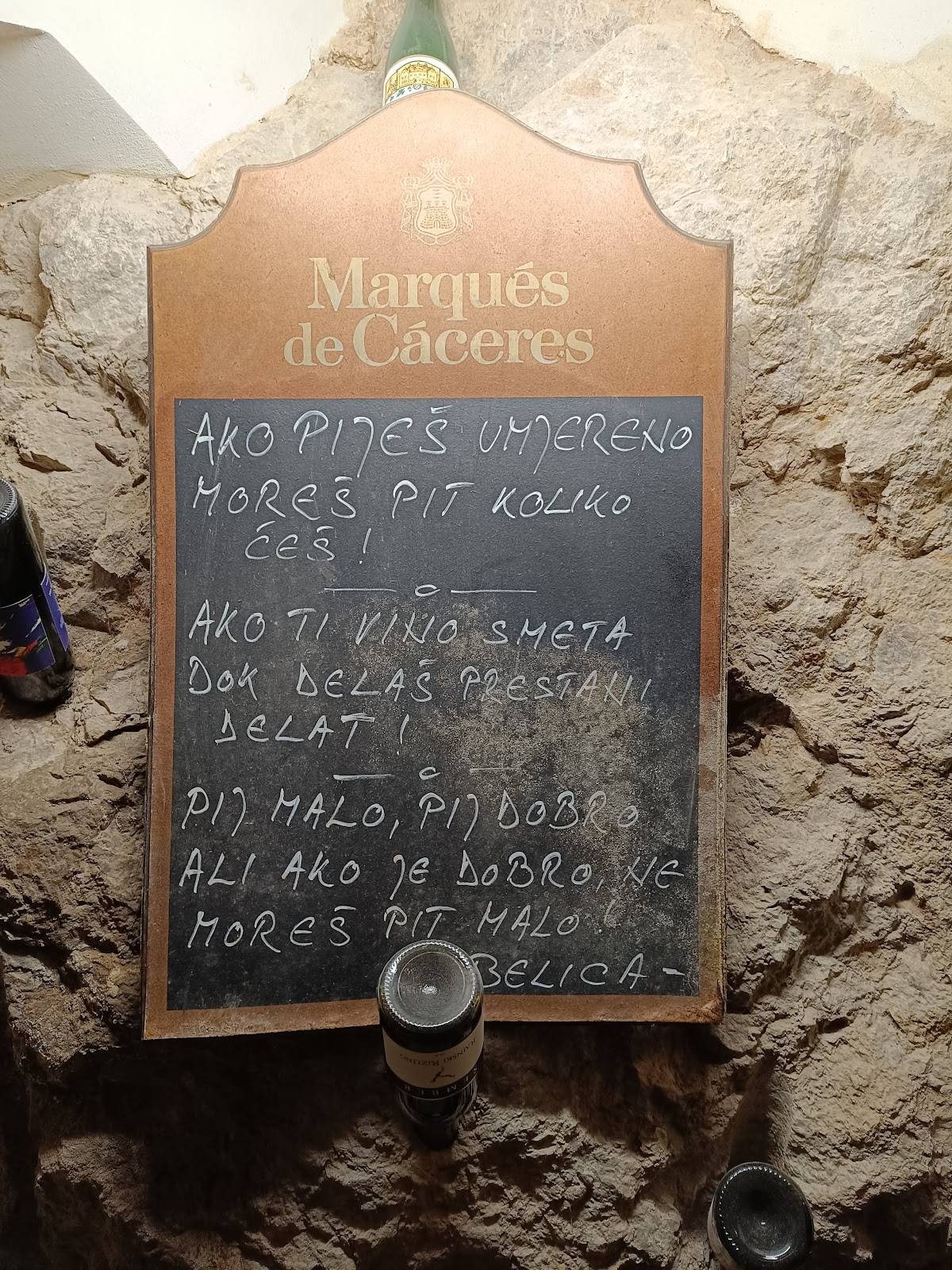 Menu di Kukuriku restaurant 