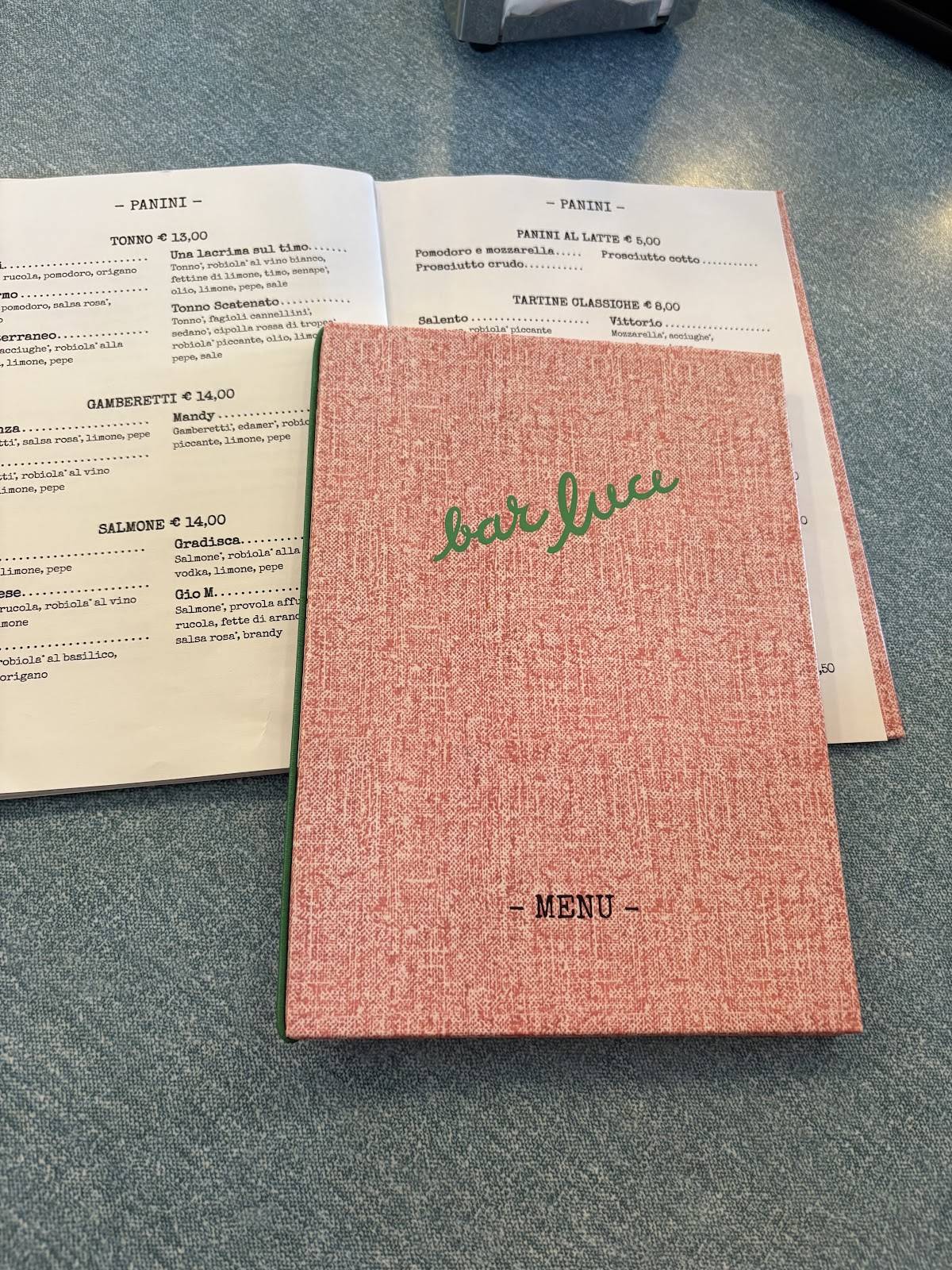Menu di Bar Luce 
