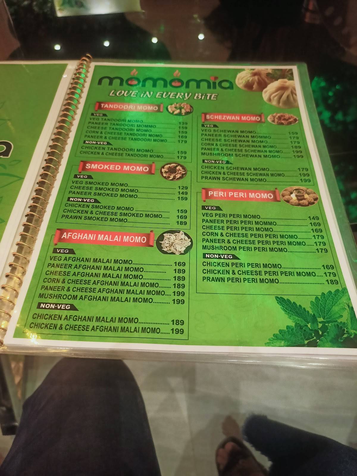 Momomia menu
