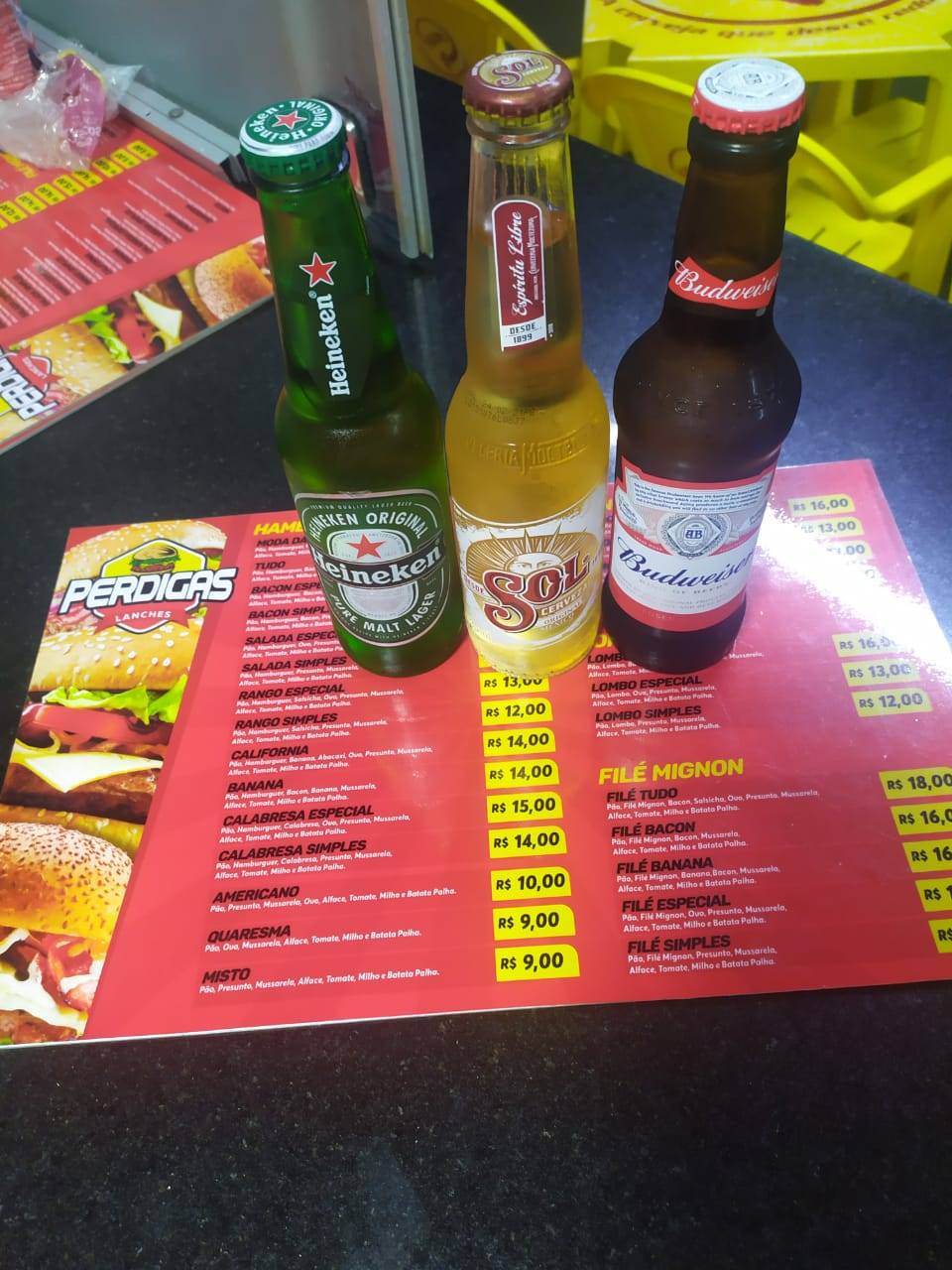 Perdigas Lanches cardápio
