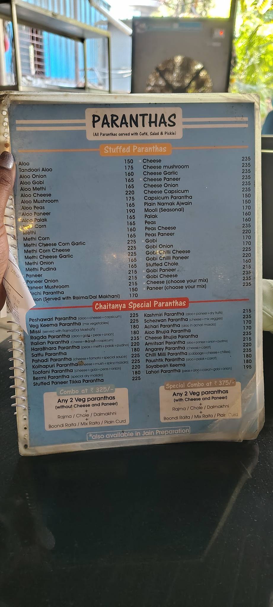 Chaitanya Parantha's menu