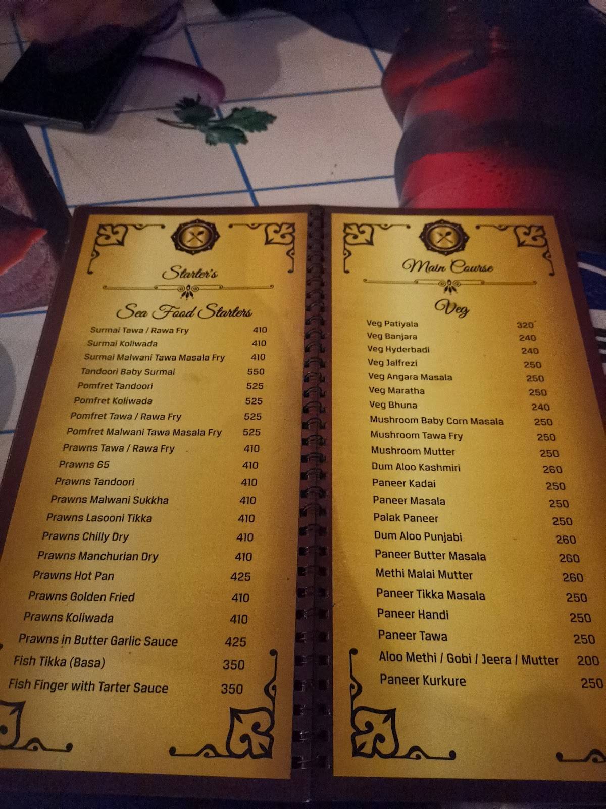 Royal Castle Family Restaurant & Bar menu