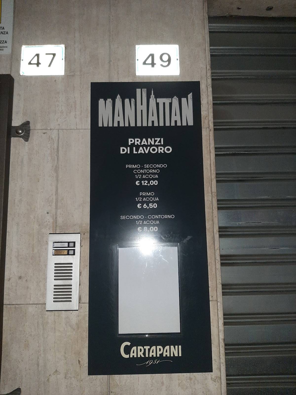 Menu di Snack Bar Manhattan 